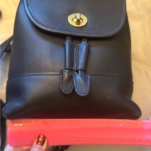 Authentic leather Coach mini backpack - Picture 10 of 11